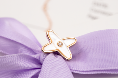 [Regalia jewelry]JEUX DE WHITE MOP ROSE GOLD DIAMOND EARRINGS