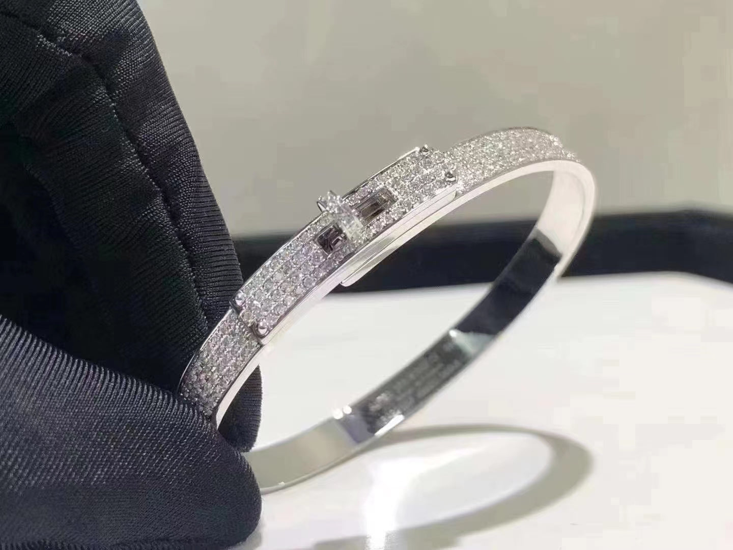 [Regalia jewelry]HM KELLY BRACELET IN SILVER AND FULL PAVE DIAMOND