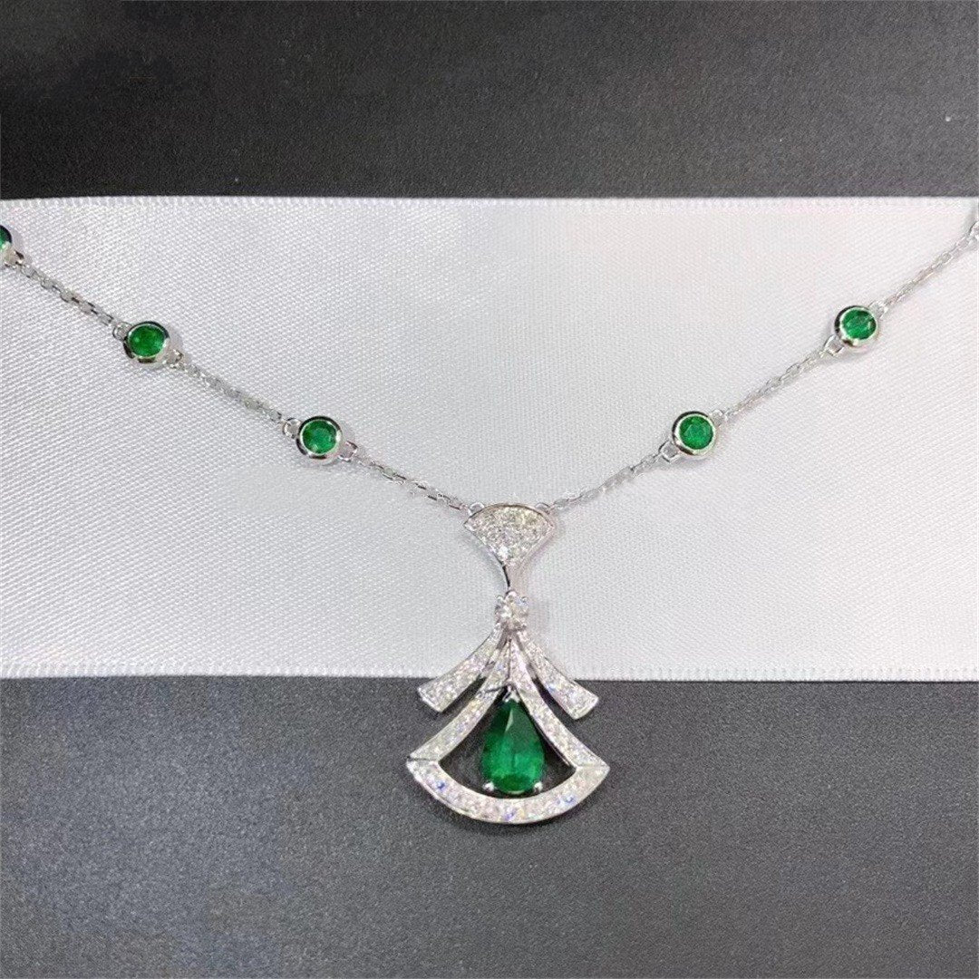[Regalia jewelry]DREAM NECKLACE MALACHITE DIAMOND SILVER