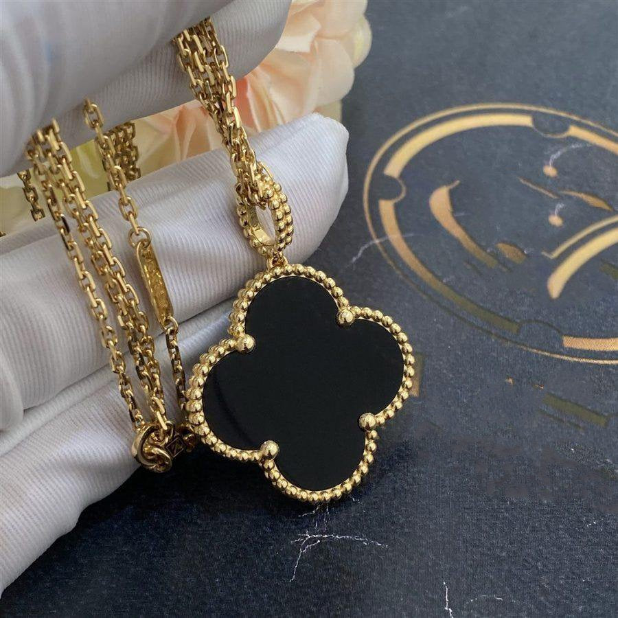 [Regalia jewelry]CLOVER 25MM GOLD ONYX BIG CLOVER NECKLACE