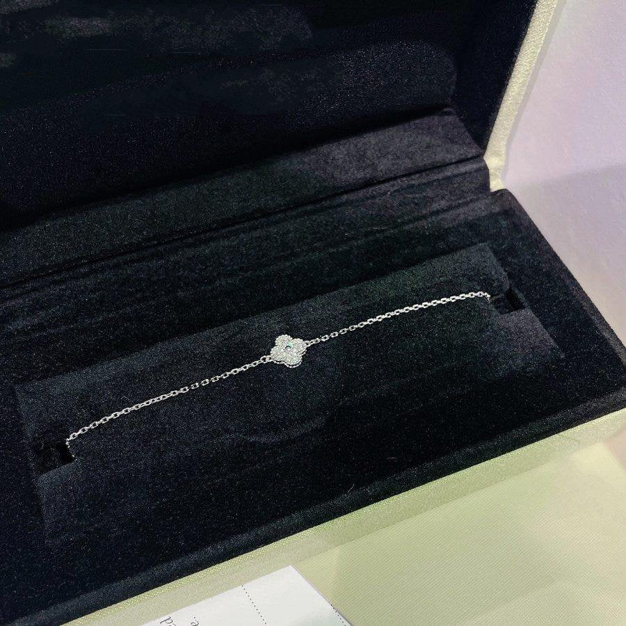 [Regalia jewelry]CLOVER  SINGLE FLOWER BRACELET SILVER