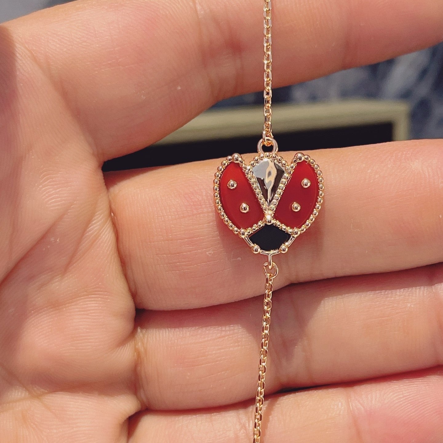 [Regalia jewelry]LUCKY SPRING 1 MOTIF PINK GOLD BRACELET